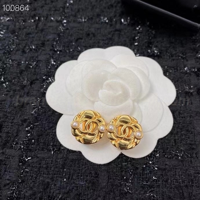 Chanel Earrings 800